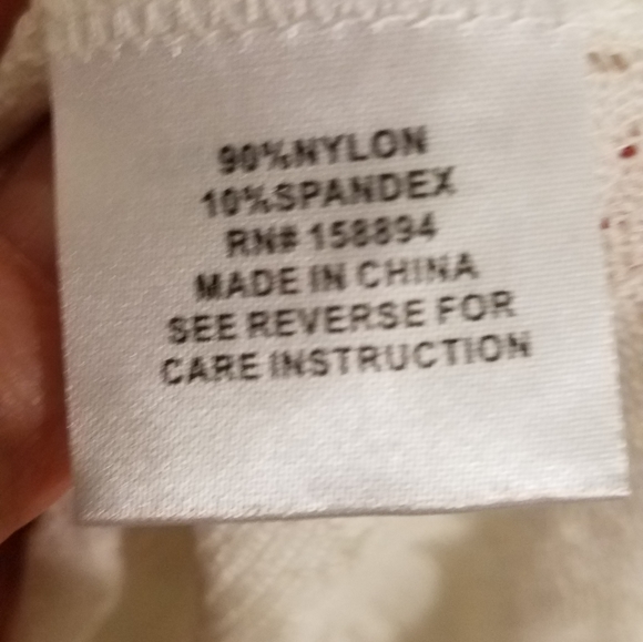 Cream lace shrug, 3xl, 3/4 sleeve - Picture 6 of 6